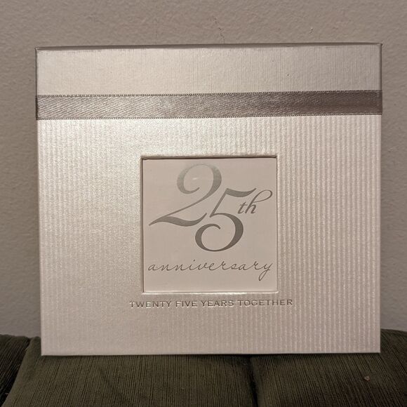 C.R. Gibson Silver 25 years anniversary Deluxe Photo Album Book Scrapbook - Picture 3 of 11